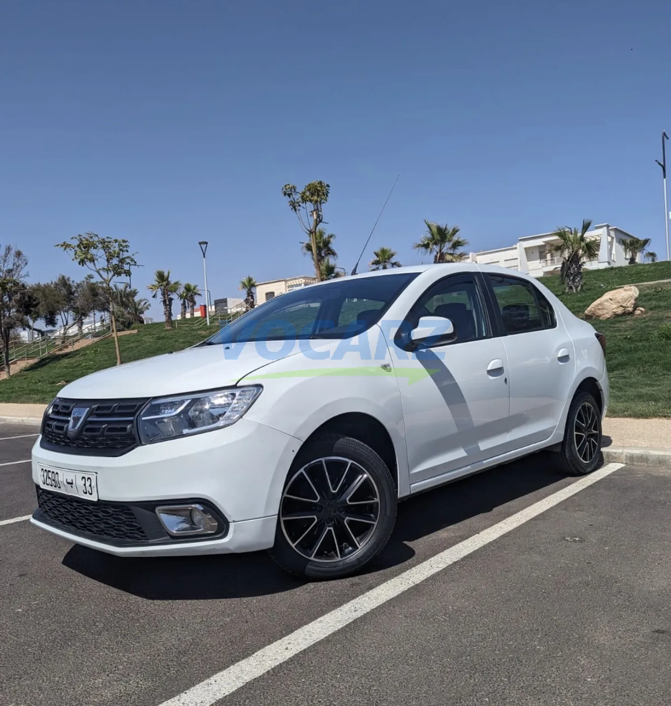 Dacia Logan automatique - location à Agadir