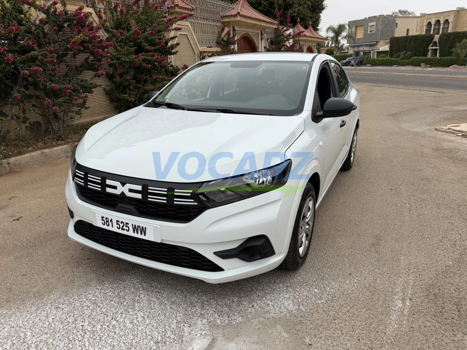 Dacia Logan manuelle - location à Agadir